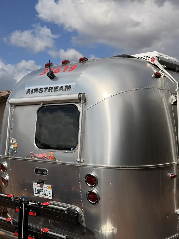 20′ Airstream Caravel hitched to the Rivian R1T at San Diego, CA, November 2024