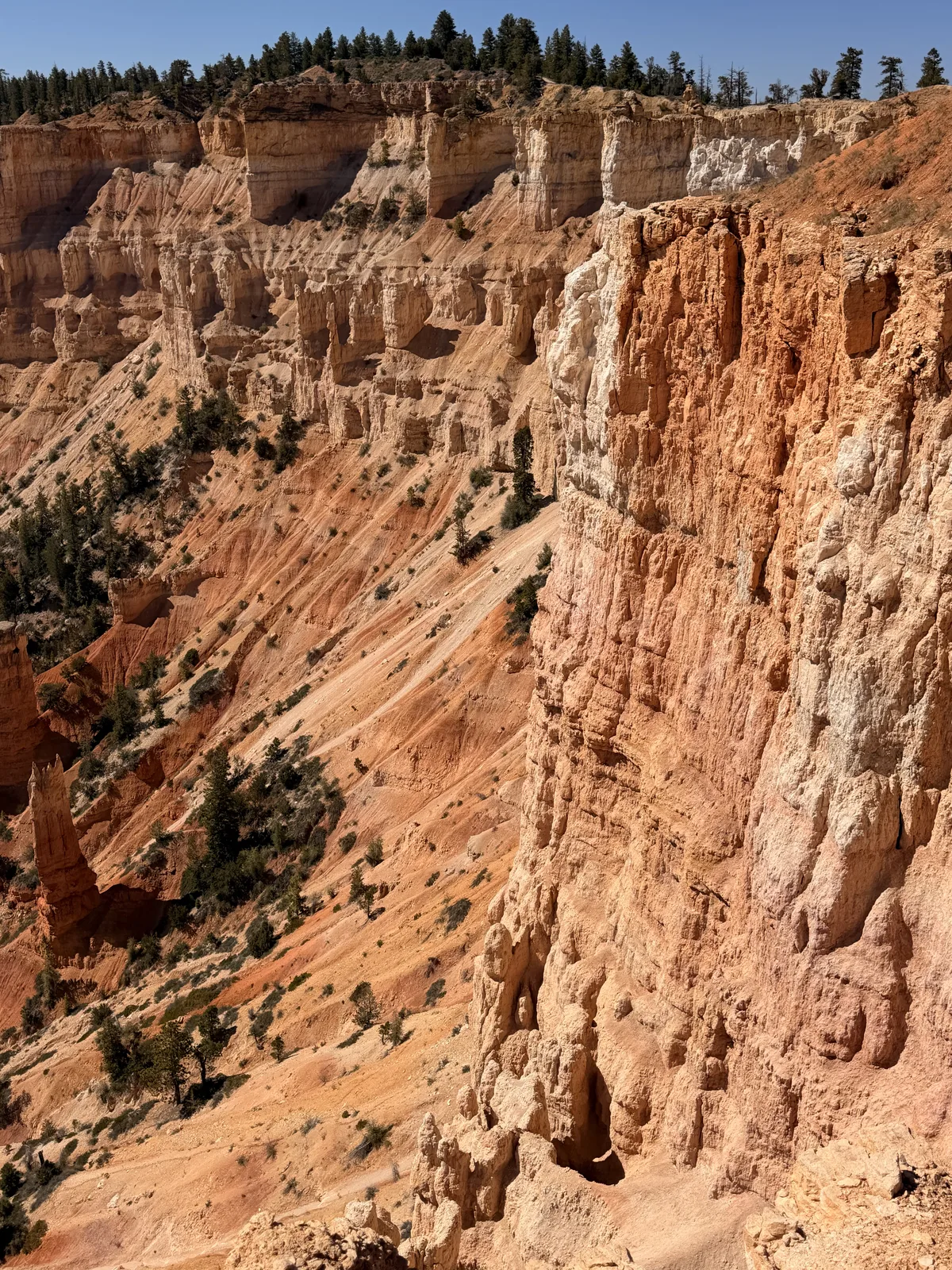 23′ Airstream International at Garfield County, UT, June 2026