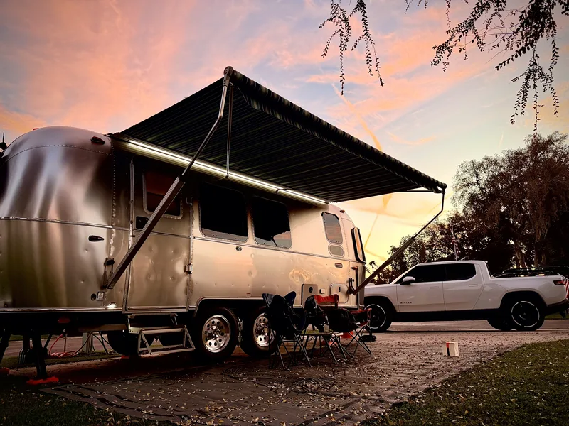 23′ Airstream International hitched to the Rivian R1T at Palm Desert, CA, December 2025